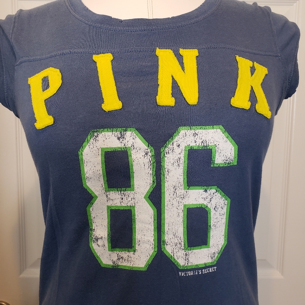 PINK graphic tee